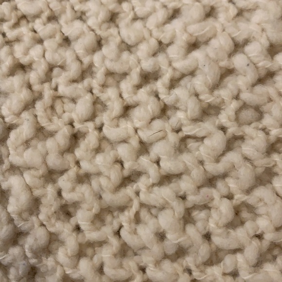 Sleeveless sweater - Picture 2 of 3